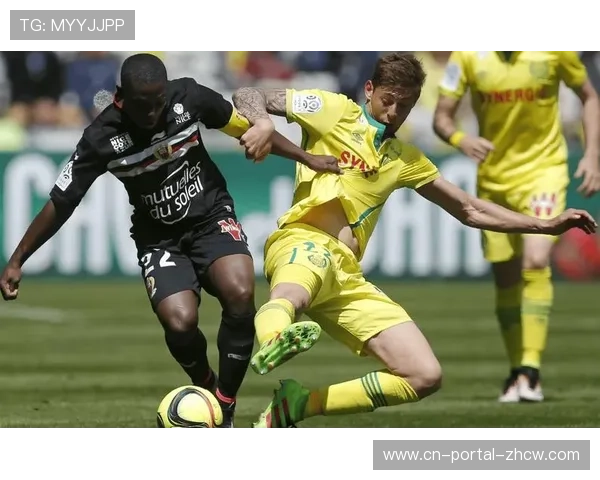 法甲球迷传统：斯特拉斯堡主场对抗豪门的精神象征